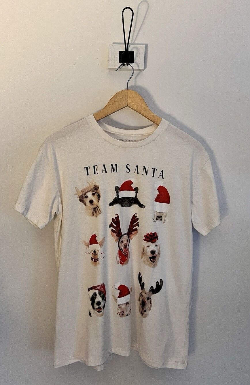 Women’s L Team Santa Cute Dogs Short Sleeve Ivory Cream Holiday TShirt